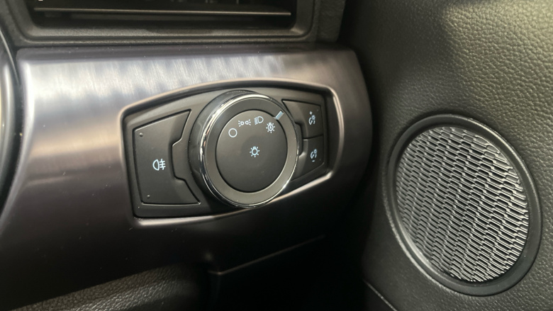 Ford Mustang 5.0 V8 Mach 1 2dr Auto Petrol Coupe